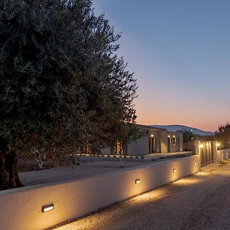 The Mulberry Tree Villa Sami  Luaran gambar